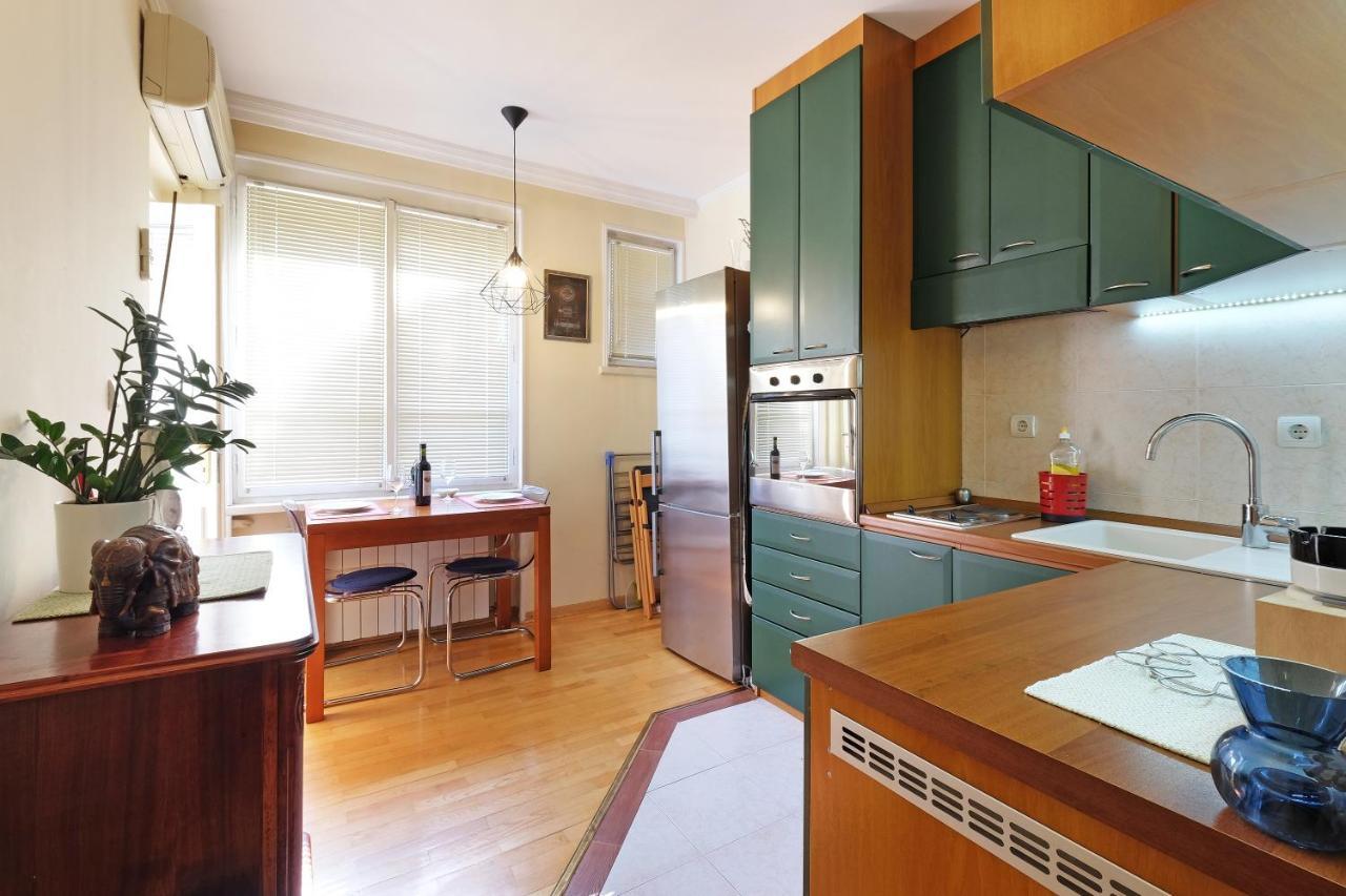 Paradise Starry Suite-City Center Βελιγράδι Εξωτερικό φωτογραφία